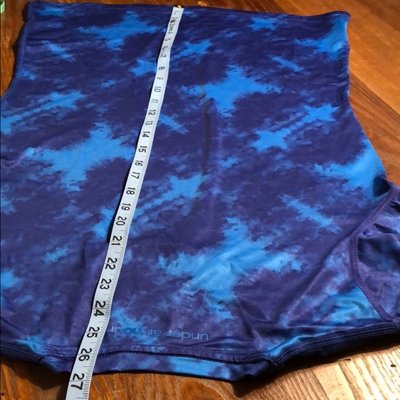 UNDER ARMOUR top - Picture 8 of 8